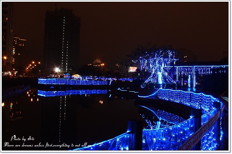 【新竹×景點】2013新竹燈會♥燈火輝煌之暖身夜拍 - 第16張圖